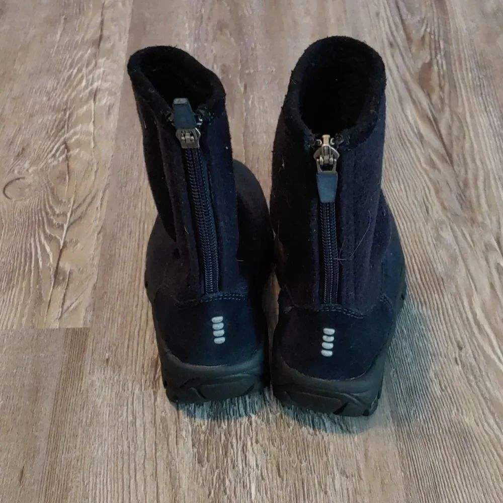Lands End black lined snowboots Sz 9